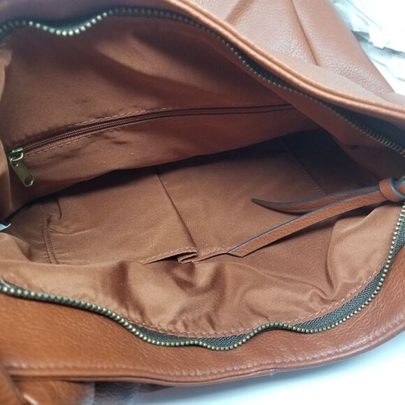 Brown Soft Faux Leather Shoulder Hobo Like Bag - Picture 10 of 13